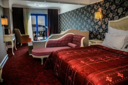 Paradise Island - 54