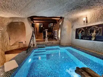 Elysion Cave Suites - 3