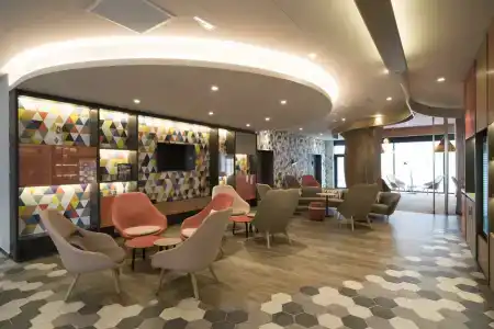 Holiday Inn Express - Paris - CDG Airport, an IHG