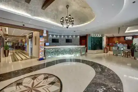Golden Tulip Al Barsha - 12