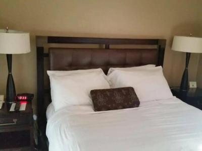 The Glidden House - 63