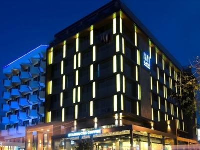 Ilayda Avantgarde - 75