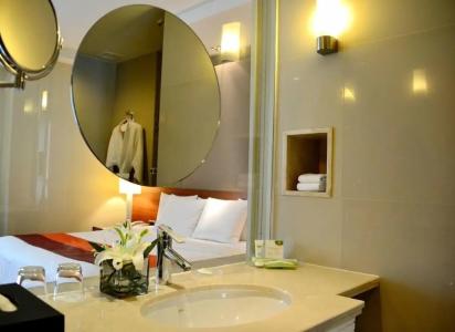 Courtyard by Marriott Bangkok - 23