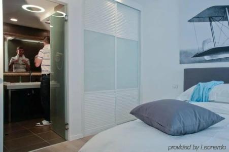 Sea Executive Suites - 11