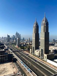 Mercure Dubai Barsha Heights Suites - 5