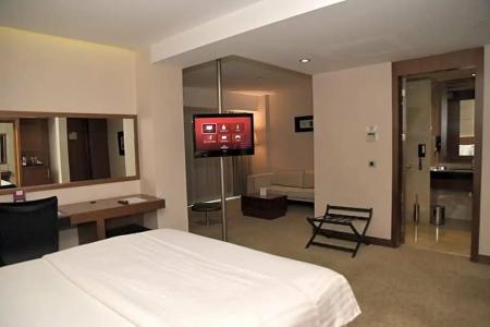 Crowne Plaza Istanbul Harbiye - 46