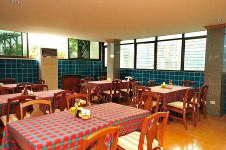 Ruamchitt Plaza - 9
