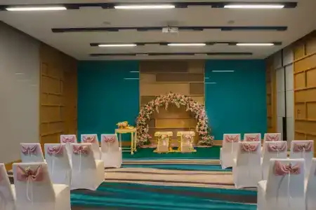 Holiday Inn Resort Vana Nava Hua Hin, an IHG - 2