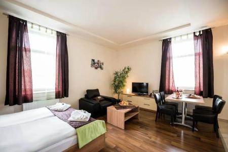 Garzon Plaza - 48