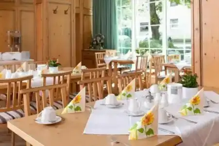 Feldmochinger Hof - 19