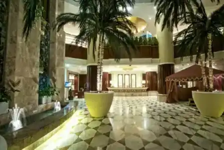 City Seasons Suites - 10