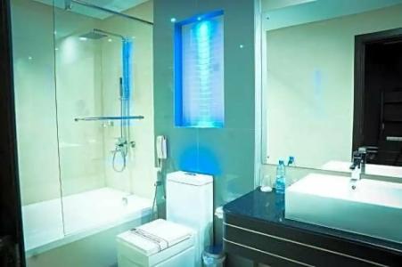 Arman Juffair Mall - 84