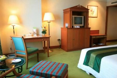 Golden Tulip Sovereign Bangkok - 51