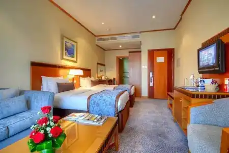 Golden Tulip Al Barsha - 35