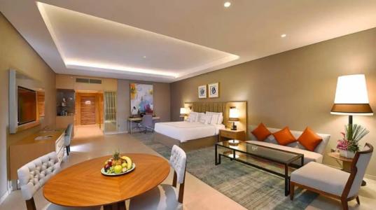 Grand Cosmopolitan - 56
