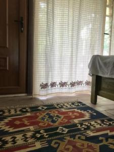 Pyramid Boutique - 19