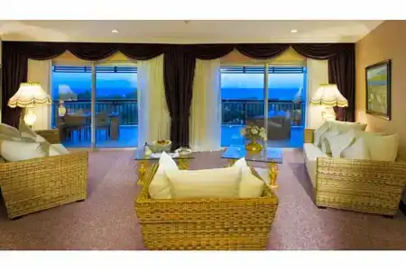 Latanya Park Resort - 17