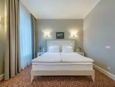 Ratonda Centrums - 80