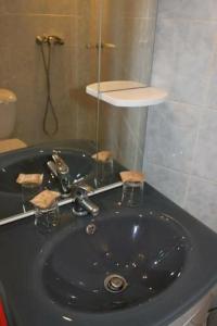 Yelo Belle Epoque powered by Sonder - 71