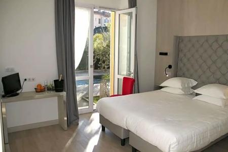 GOLDEN TULIP CANNES de PARIS - 80