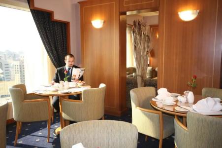 Crowne Plaza Abu Dhabi, an IHG