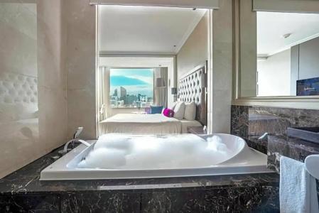 Radisson Blu Plaza Bangkok - 39