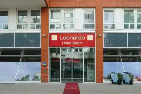 Leonardo Berlin - 19