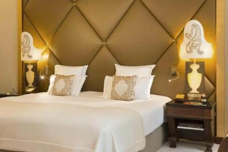 Hôtel Barrière Fouquet's Paris - 34