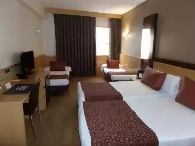 Catalonia Atenas - 97