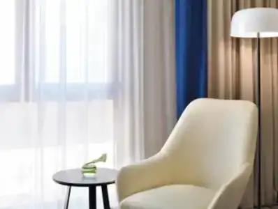 Mövenpick & Apartments Bur Dubai - 87