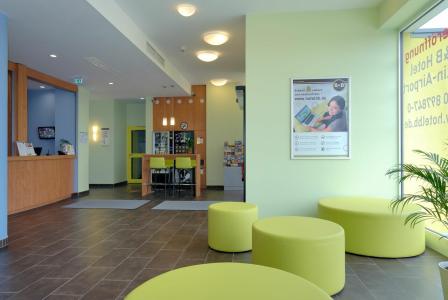 B&B Berlin-Airport - 19