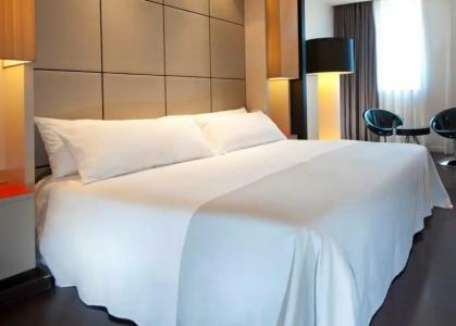 Barcelona Condal Mar Affiliated by Meliá - 7