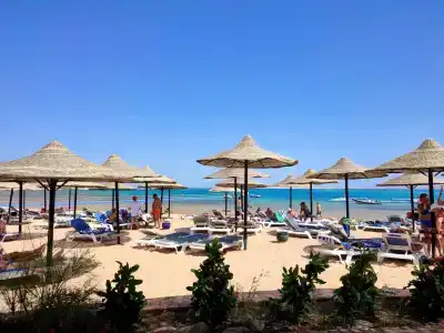 Ivy Cyrene Island Resort - 3