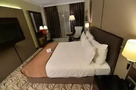 Ramada & Suites by Wyndham Istanbul Merter - 79