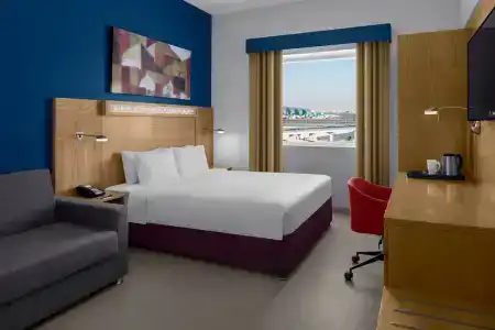 Holiday Inn Express Dubai Airport, an IHG - 10