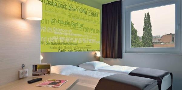 B&B Berlin-Airport - 38