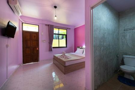 myPatong Social Hostel - 86