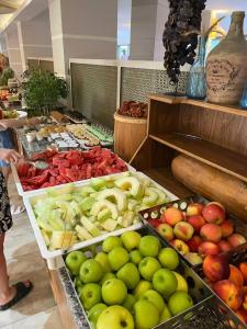 Marti La Perla - Adult Only+16 - 26