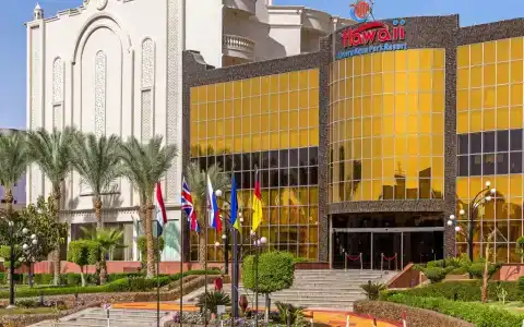 Hawaii Caesar Dreams Resort and Aqua Park - Families and Couples - 1