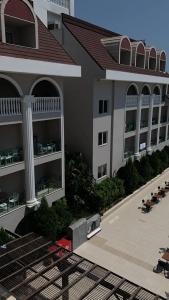 Side Crown Serenity Ultra All Inclusive - 95