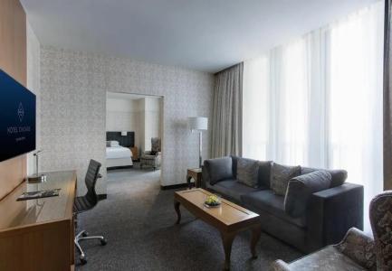 Chicago Downtown, Autograph Collection - 35