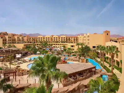 Coral Sea Aqua Club Resort - 99