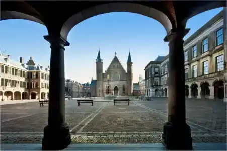 Best Western Plus La Corniche - 12