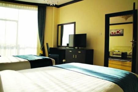 Royal Phoenicia - 15