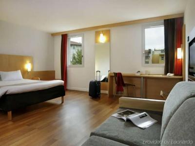 easyNice Palais des Congrès – Old Town - 56