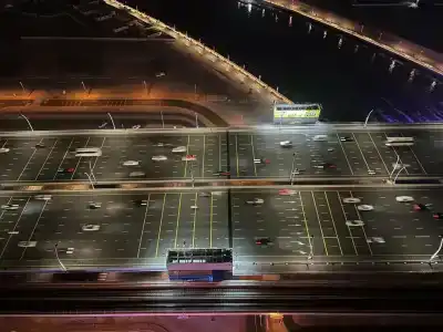 V Dubai, Curio Collection by Hilton - 12