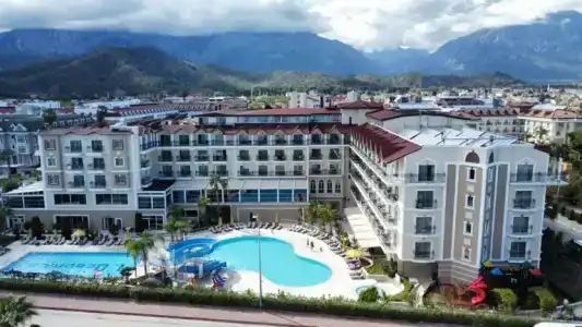 L'Oceanica Beach Resort - 8