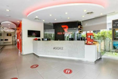 Red Planet Bangkok Asoke - SHA Extra Plus - 61
