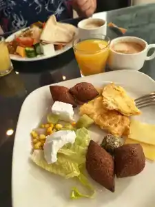 Holiday Inn Express Dubai - Jumeirah - 10