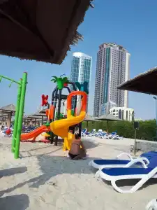Ramada & Suites by Wyndham Ajman - 14